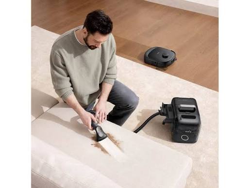 Robot vacuum cleaner and mop